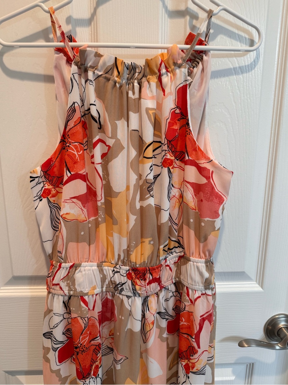 Ophelia Roe Floral Print Top in Beige, peach, and rose